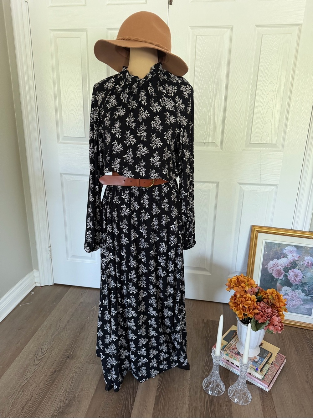 Black Floral Long Sleeve Maxi Skirt
